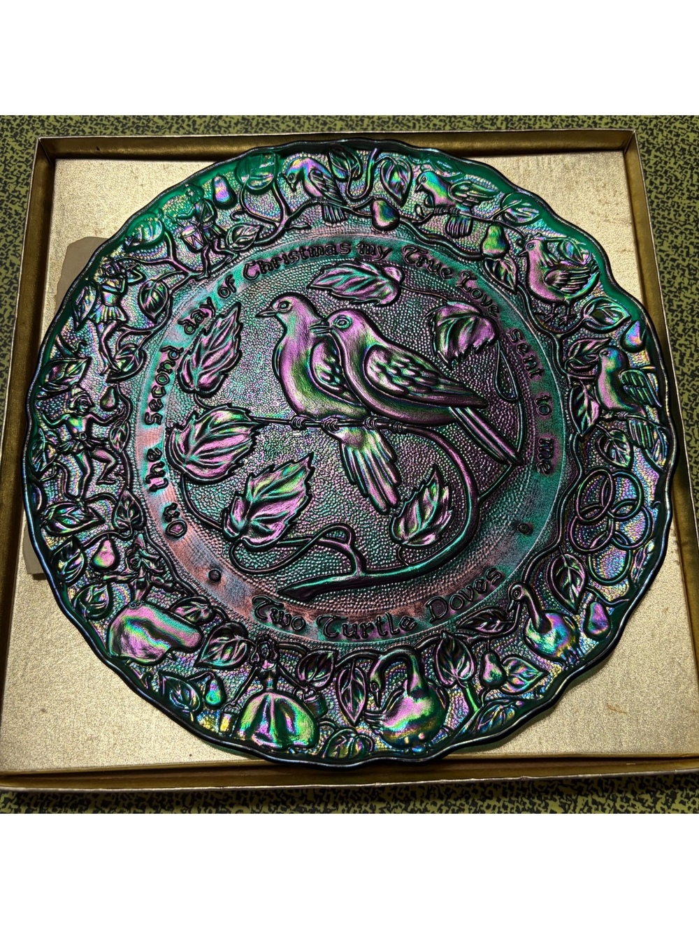 Imperial 2nd day of Christmas carnival glass collectors plate